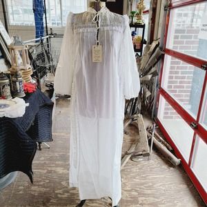 Vintage Bert Yelin For Iris Cotton Lace Trim Long Nightgown Medium NWT